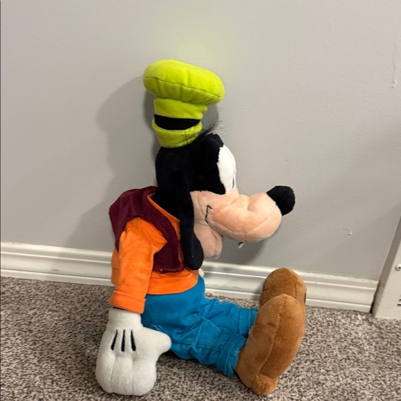 Goofy Plush Toy Disney Store - Picture 3 of 7
